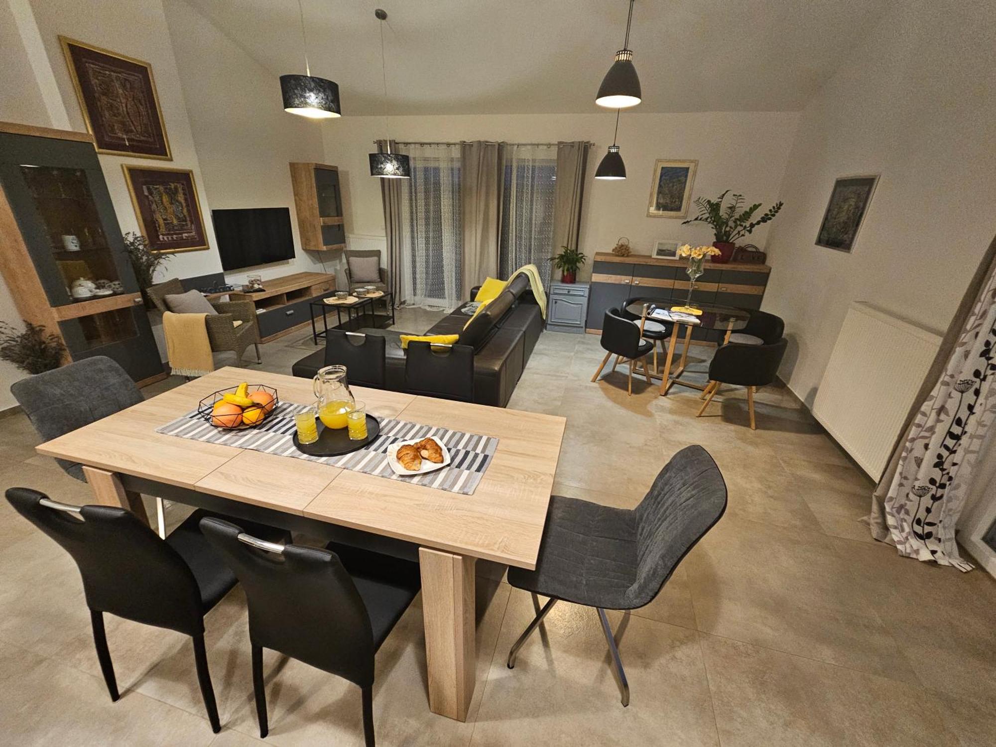 Aurora Apartment Liznjan Bagian luar foto