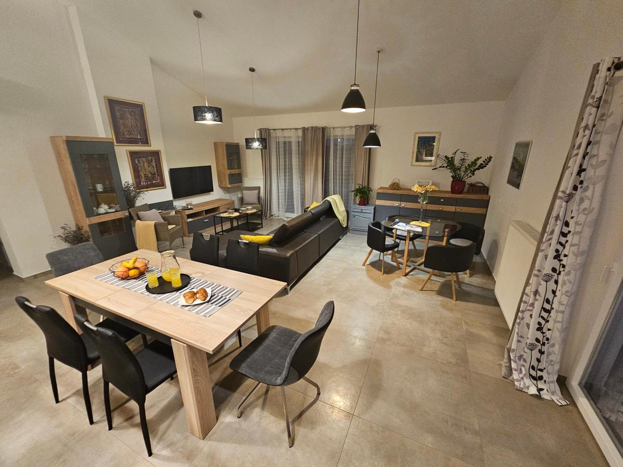 Aurora Apartment Liznjan Bagian luar foto