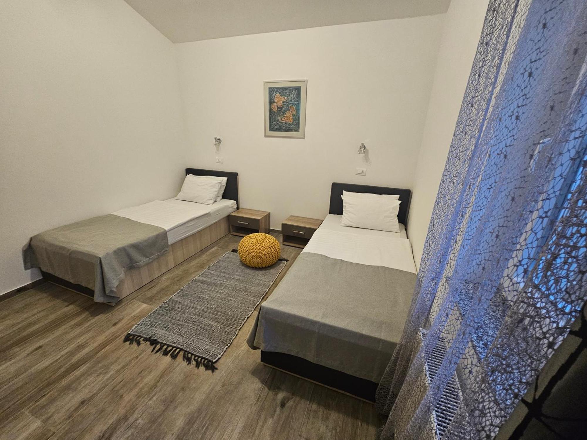 Aurora Apartment Liznjan Bagian luar foto