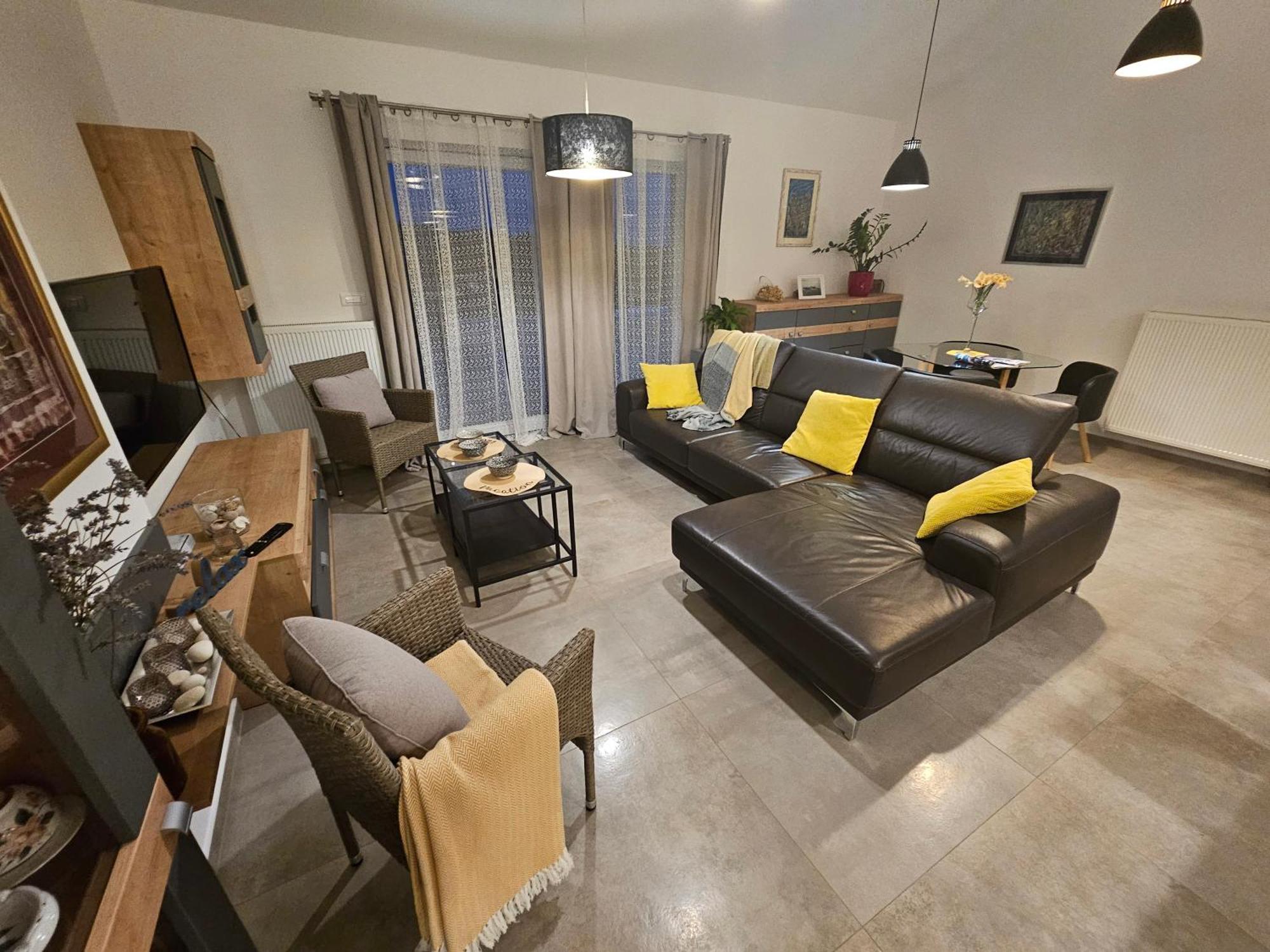 Aurora Apartment Liznjan Bagian luar foto