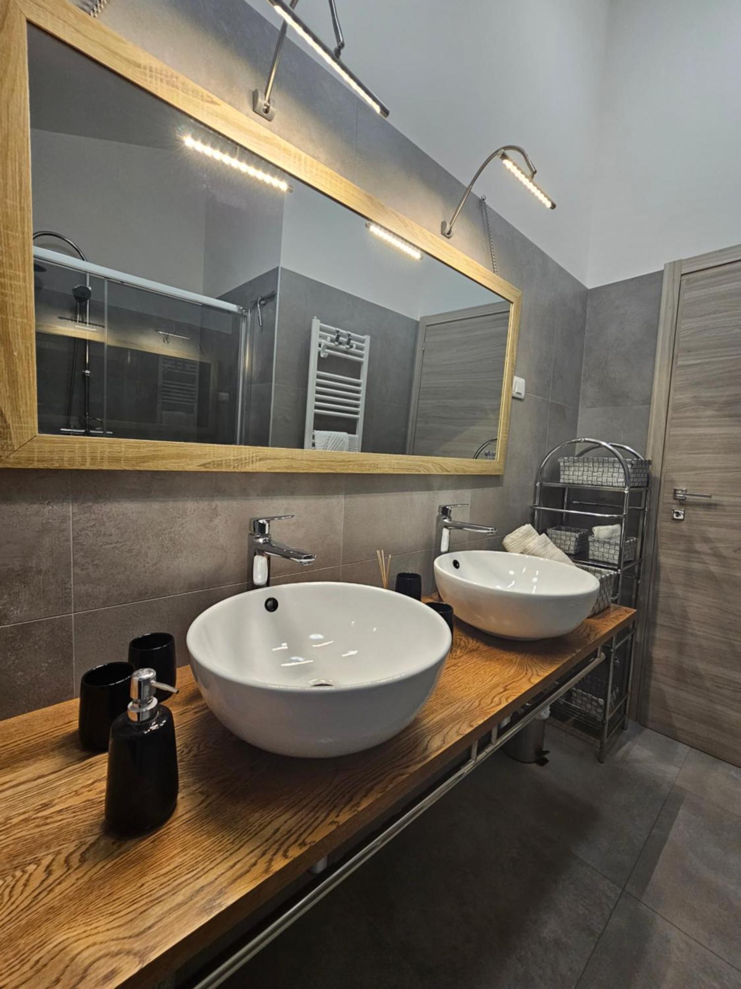 Aurora Apartment Liznjan Bagian luar foto