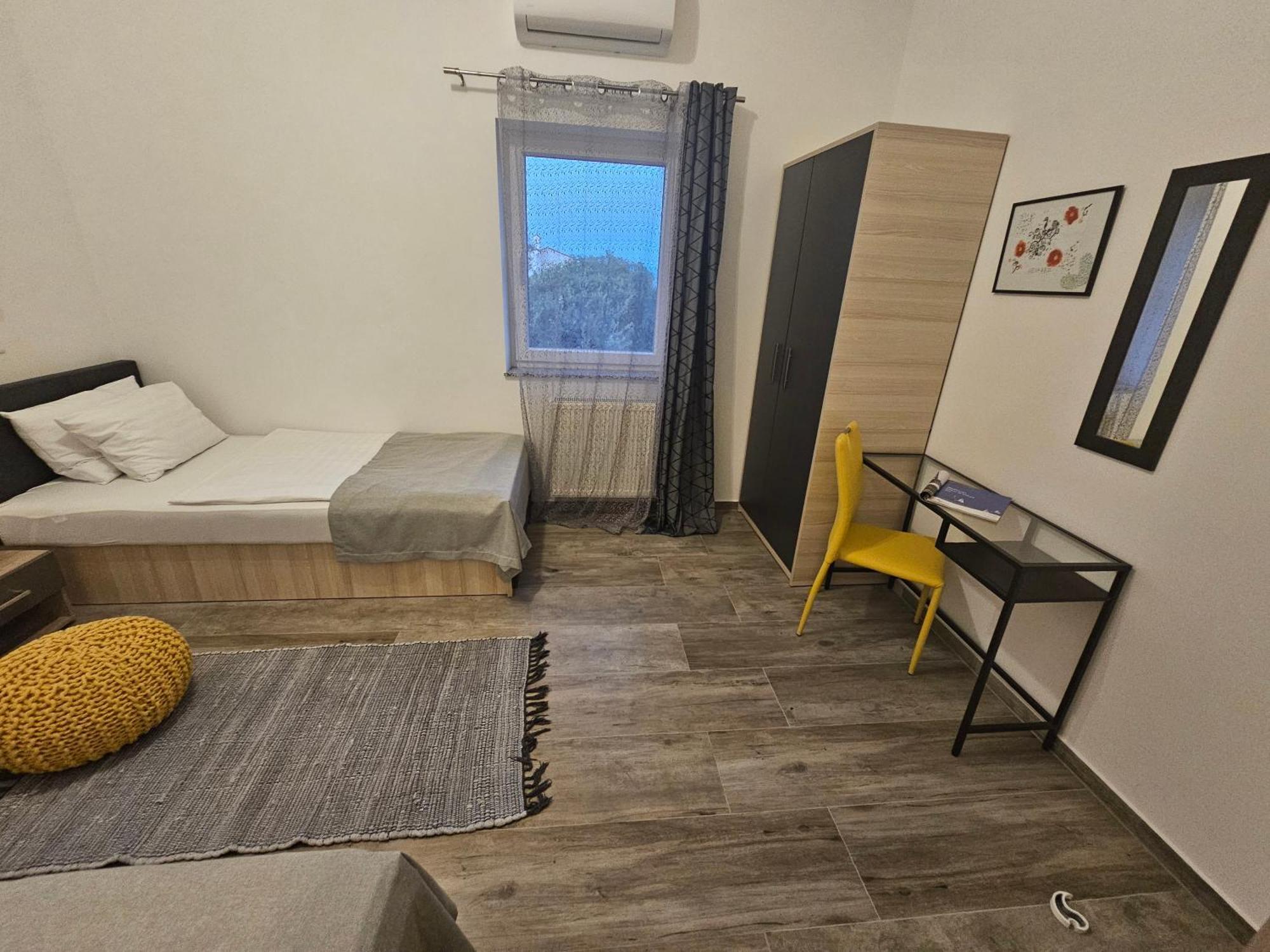 Aurora Apartment Liznjan Bagian luar foto